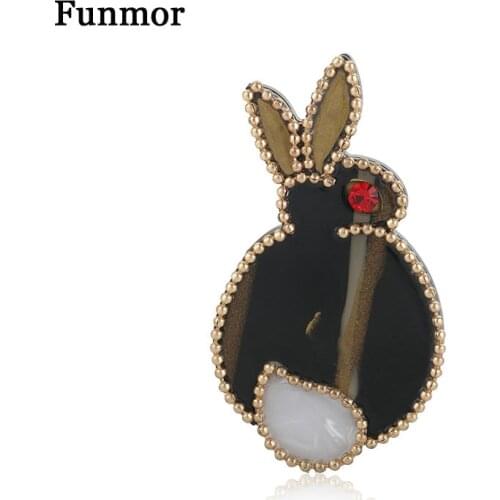 Funmor Rabbit Brooches Acrylic Small Bead Animal Pins For Women Girls Routine Party Accessories Corsage Ornaments Lapel Bijoux