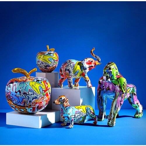 Simple Creative Painted Graffiti Living Room Color Dog Decorations Home Entrance Wine Cabinet Office Decorations Resin Crafts