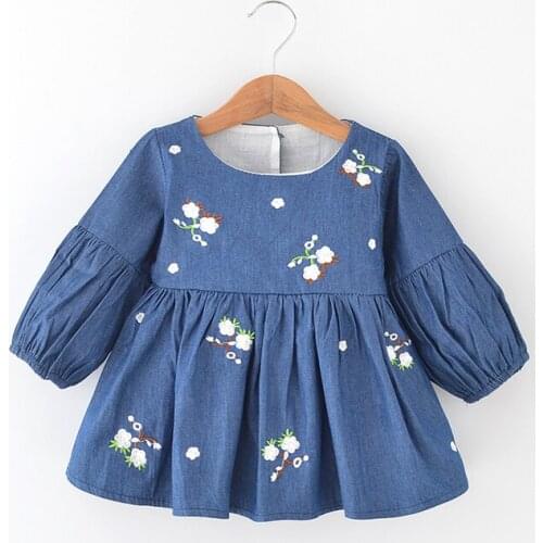 Fashion autumn spring Girls Dress Embroidered Flowers Long Seeve Lantern sleeve Denim Princess Dress princess clothing