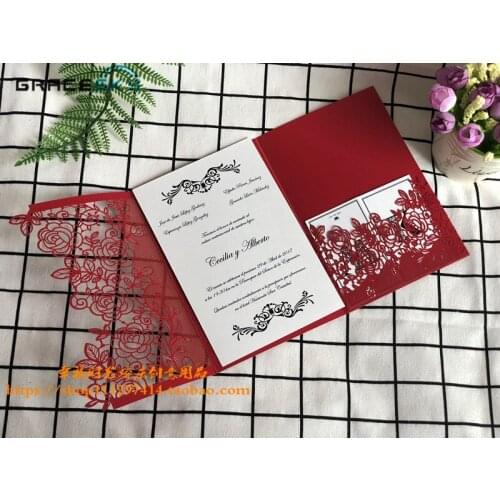 50pcs Free Shipping 2019 Laser Cut flower rose Folded Wedding Invitations Card Customized cards with RSVP Cards Wedding Supplies