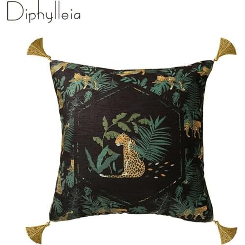 Diphylleia Comfy Square Pillow Cases With Tassels Leopard Forest Floral Pattern Luxury Decorative Cushion Cover 55x55cm Big Size