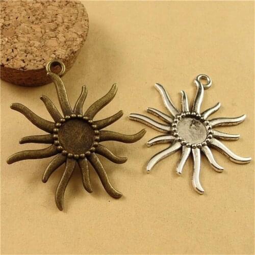 30pcs/lot Vintage Sun Pendant Round Cabochon Bases 12mm Inner Size Necklace DIY Cameo Setting