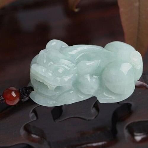 Natural Handmade Jade Fortune Carved Pixiu Pendant Fashion Necknace for Women Men Jewelry