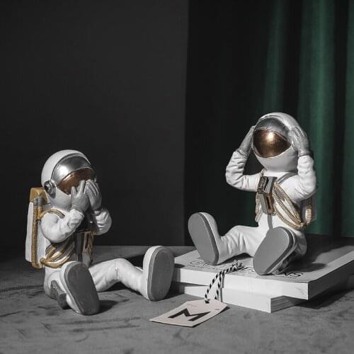 Nordic Modern Minimalist Decoration Astronaut Resin Ornaments Crafts Living Room Decoration