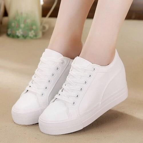 2021 Women Breathable Sneakers Increased Platform Shoes Casual Footwear Leisure Leather White Shoes Womens Vulcanize Shoes