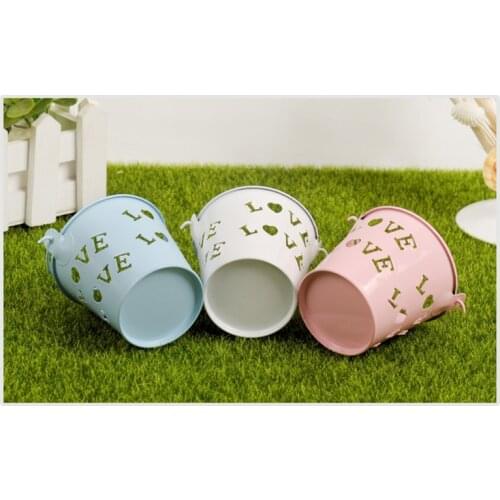 Mini love hollow Metal Bucket Wedding Decoration Candy Box Flower Pot Table Decor Birthday Party Decoration Baby Shower Supplies