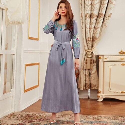 Fashion Embroidery Muslim Dress Abaya Kaftan Muslim Hijab Dress Abaya female Islamic Robes Caftan Dubai Djellaba With Belt wy51