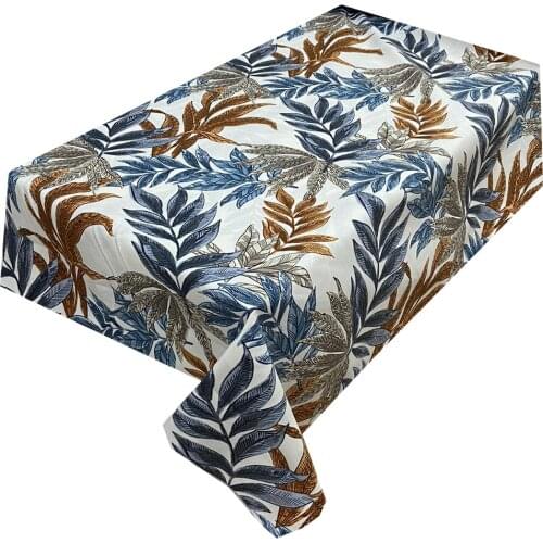 Zeren Home Linen Tablecloths On The Table