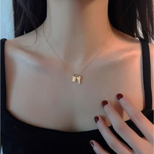 925 sterling silver Korean fashion key personalized clavicle wild temperament necklace female clavicle short necklace