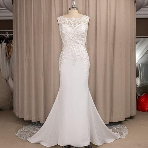 100% Real Photos Round Neck Sheer Lace Sleeveless Appliqued Bride Dresses Sheath Elegant Backless Wedding Bridal Gowns 2021