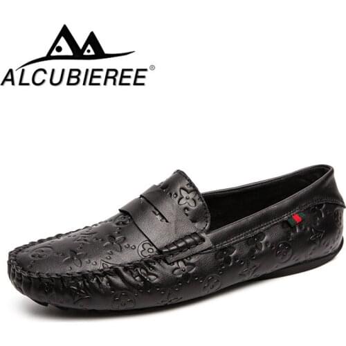 ALCUBIEREE Brand Loafers for Man Casual Driving Shoes Male Slip-on Mocassin Soft Breathable Men Flats Men Gommino Boat Shoes