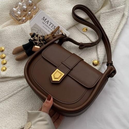 Niche Design Hot-selling Handbags 2021 New Fashion All-match Messenger Bag Design Fold Cloud Bag Shoulder Bag Width: 25cm