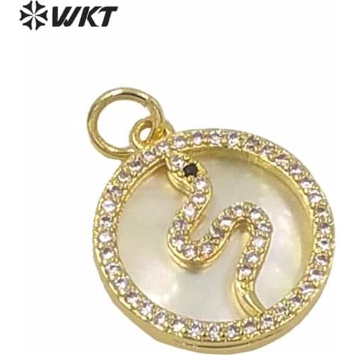 MP180 Wholesale round micropave cubic zircon tiny charm snake pendant white MOP shell charm jewelry pendants