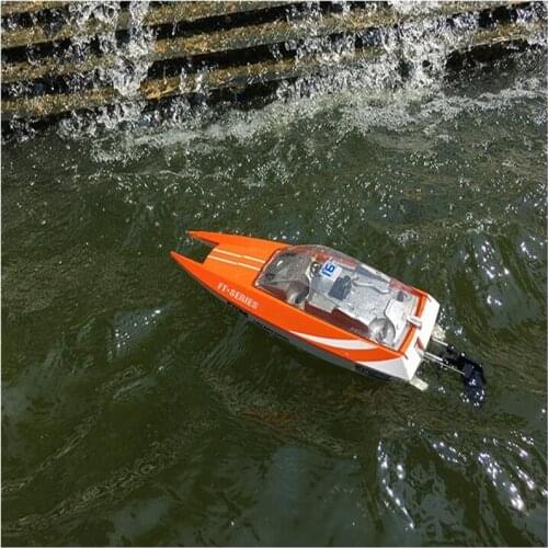 High Speed Racing Boat RC Brushless 30km/h Water Cooling System Remote Control Boat Toy for boys