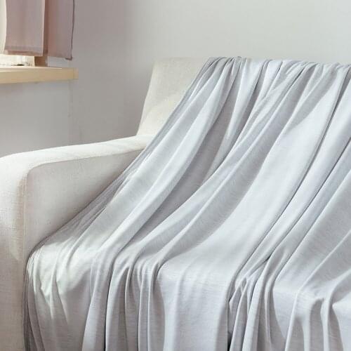 Summer Cooling Blanket Air Condition Comforter Quilt Lightweight and Breathable Knitting Sofa Bed Blankets 200*220 quilts