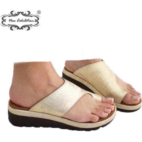 New exhibition Women's Slip-ons