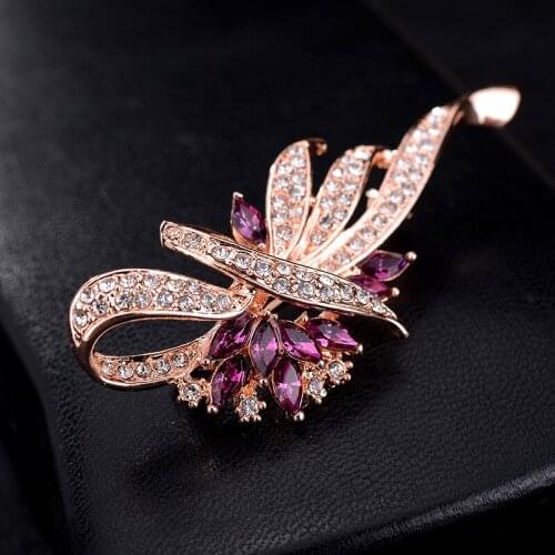 Vintage Female Crystal Stone Brooch Luxury Rose Gold Color Party Brooches For Women Dainty Bridal Flower Love Wedding Brooch
