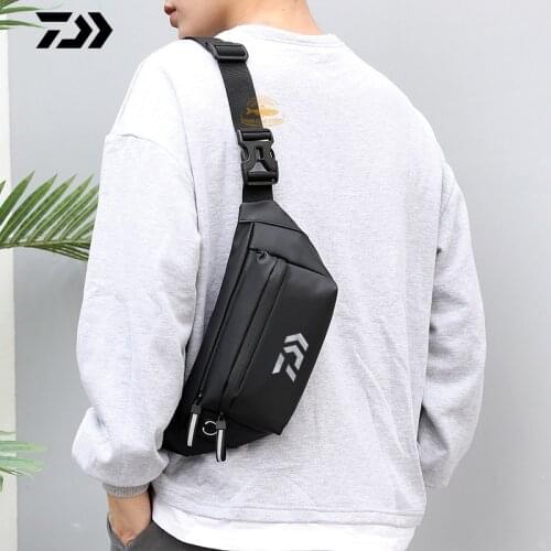 Daiwa Mens Outdoor Cycling Sports Multifunctional Mobile Phone Bag Waist Bag DAIWA Fishing Waterproof Crossbody Bag The New