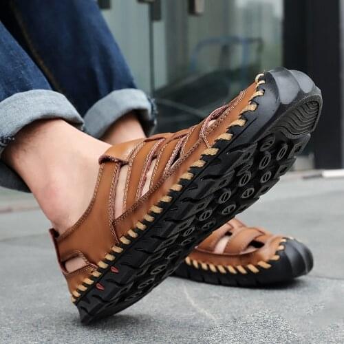 New Summer Male Genuine Leather Sandals Casual Shoes Men Outdoor Beach Sandals Roman Men Non-slip Water Shoes Size 38-48