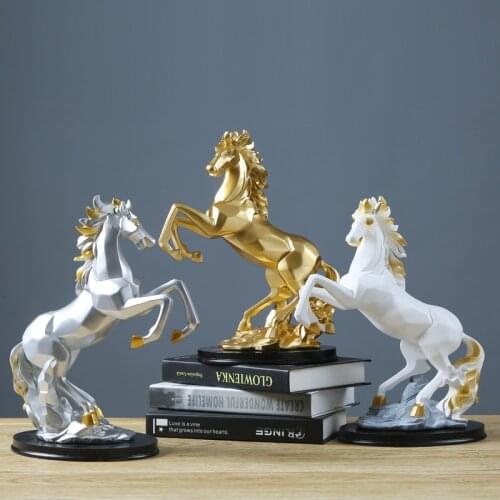 European New Resin Statue Decoration Living Room Office Ornament Horse Figure Home Accessories Sculpture Modern Art