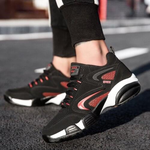 Best Selling Outdoor Walking Sneakers Shoes Mid-Top Gym Shoes Mens with Fur Running Shoes for Women Anti-Slip Mens Sports Shoe