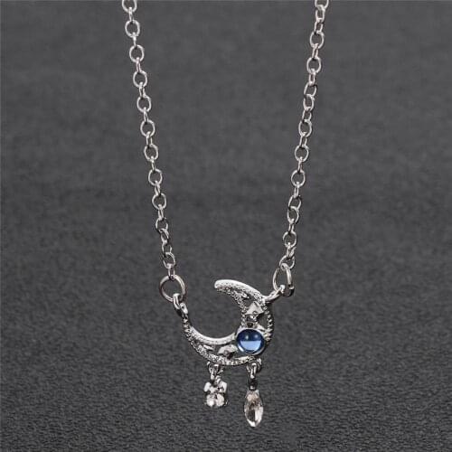 New Simple Crescent Moon Necklace Plain Half Moon Crystal Pendant Necklaces for Women Metal Fashion Jewelry