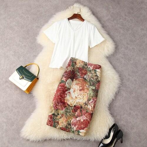 European and American womens wear for summer 2021 Short sleeved V-neck back butterfly T-shirt Print jacquard skirt Fashion suit