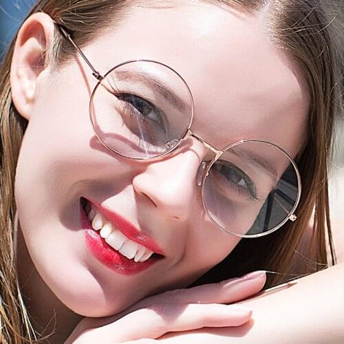 Vintage Round Glasses For Women Metal Frame Unisex Fashion Gold Circle Optical Eyeglasses Transparent Lens Bookworm Eyewear