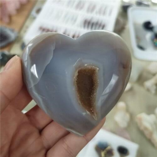 Hot 100% natural agate geode healing quartz crystals and stones heart-shaped gifts 1pcs