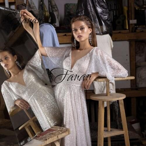 Glittery V-Neck Short Sleeve Wedding Dresses Backless Court Train Floor Length Tulle Bridal Gown robe de soirée de mariage