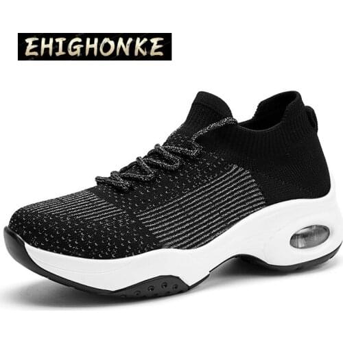 New womens running shoes overwear breathable mesh casual swing shoes elastic sports air cushion shoes large size four-color y87