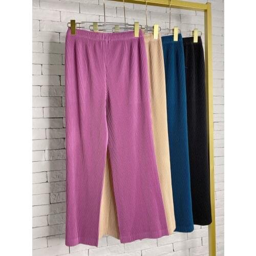 Changpleat Women's Straight Trousers