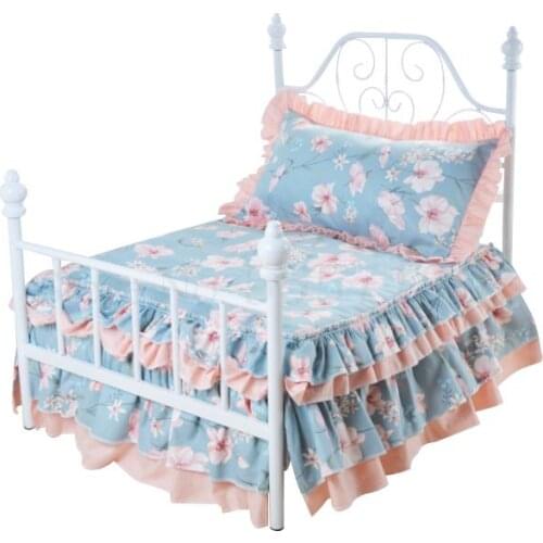 Net red iron bed in large dog bed cat bed removable and washable princess bed pet bed four seasons universal