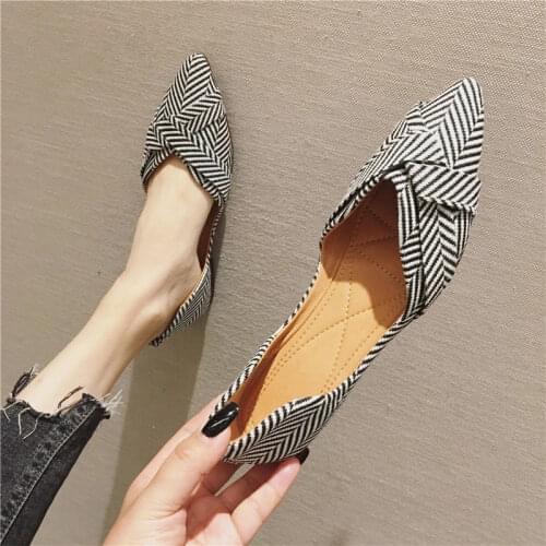 Woman Flats Newest Striped Flat Boat Shoes Summer Shallow Pointed Toe Casual Shoes Comfortable Flats Women Shoes
