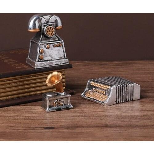 Nostalgia Retro Mini Telephone Gramophone Radio Accordion Model Antique Imitation Wireless Ornament Craft Bar Home Decor Gift