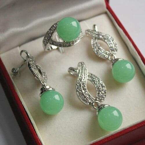 Hot! high qulity new jewelry silver plated + 12mm light green jades bread pendant, earring, , ring set