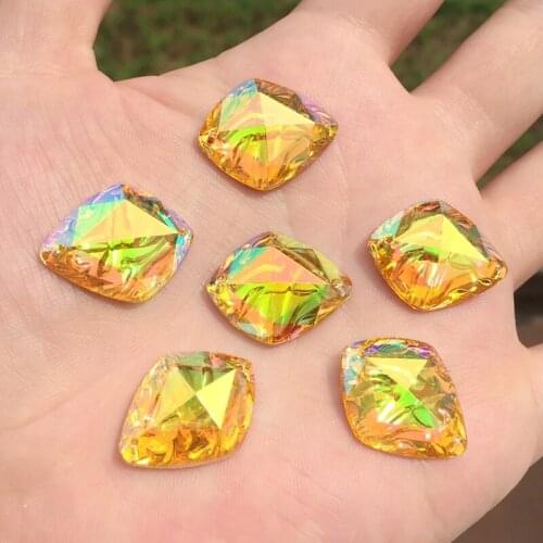 New Hot Style Retro Carving Fake Gem High Grade Acryl Coloured Diamond Sewing Rhinestones Luxury Garment DIY Accessories 2holes