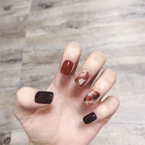 Autumn cute fake nails Japanese orange coffee pure color with halo dyeing pattern false nails short zise lady full nail tips