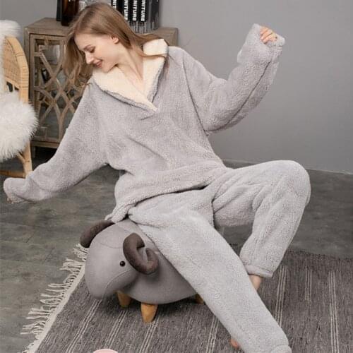 European Loose Pajamas For Women Thicken Warm Sleepwear Set Flannel Winter Ladies Home Clothes Velvet Large Size Pijama Mujer