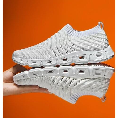 Nine o'clock New Stylish Men Running Shoes Breathable Mesh Jogging Anti-skid Sport Footwear Walking Lace-up Sneakers Large Size
