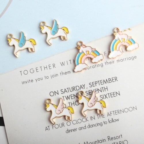 2019 Wholesale 10pcs Kawaii Enamel Alloy Charms Gold Tone Plated Oil Drop Unicorn Rainbow Horse Charms for Jewelry Making