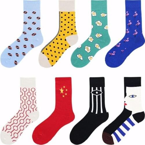 Men Socks Cartoon Flamingo Dinosaurs Foxes Floret Leaves Point Street Personality Male Hip Hop Skate Happy Cotton Harajuku Socks