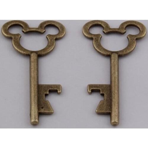 120pcs/lot 2019 New Design Creative Wedding Favors Party Back Gifts Antique Copper Key Beer Bottle Opener