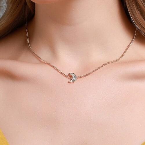 Women Fashion Gold Color Crystal Moon Pendant Necklace for Women Sweet Clavicle Chain Necklace Jewlery Gifts