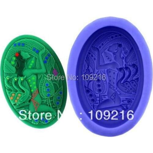 Wholesale!!!1pcs New Style Beautiful Girl with Prayer (R1125) Silicone Handmade Soap Mold Crafts DIY Mold