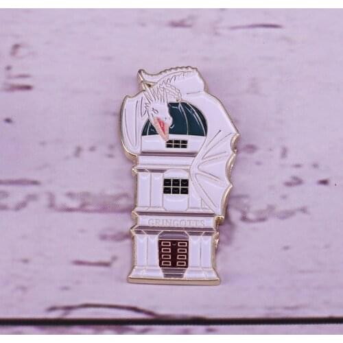 Escape from Gringotts badge ironbelly dragon pop sight pin fans gift