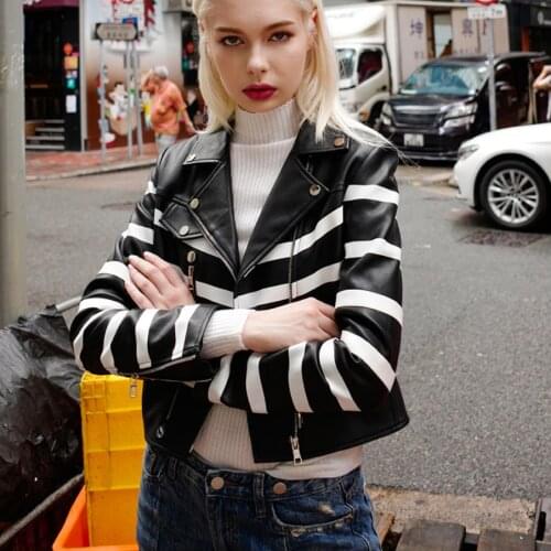 S-L Striped PU leather short section jacket women 2018 autumn fashion new PU leather coat stitching lapel zipper outwear L1285