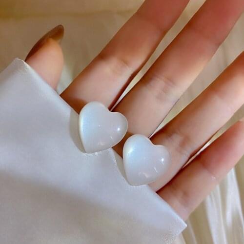 Origin Summer Charming White Transparent Love Heart Dangle Earring for Women Minimalist Arcylic Earring Jewelry Pendientes