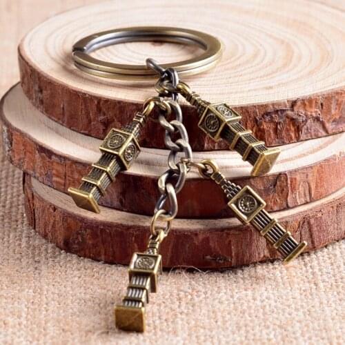 Retro Antique Bronze Clock Tower Key Chains Creative Vintage Personailzed Car Key Ring Decoration Travel Souvenirs