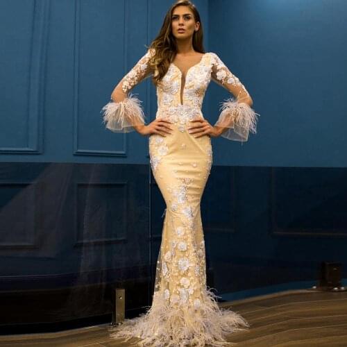 Sexy Deep V Neck Light Yellow Evening Dress With White Applique Formal Party Gowns Abendkleider Feather Mermaid Prom Dresses